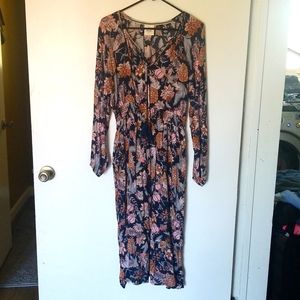 NEW Knox Rose Long Sleeve Dress